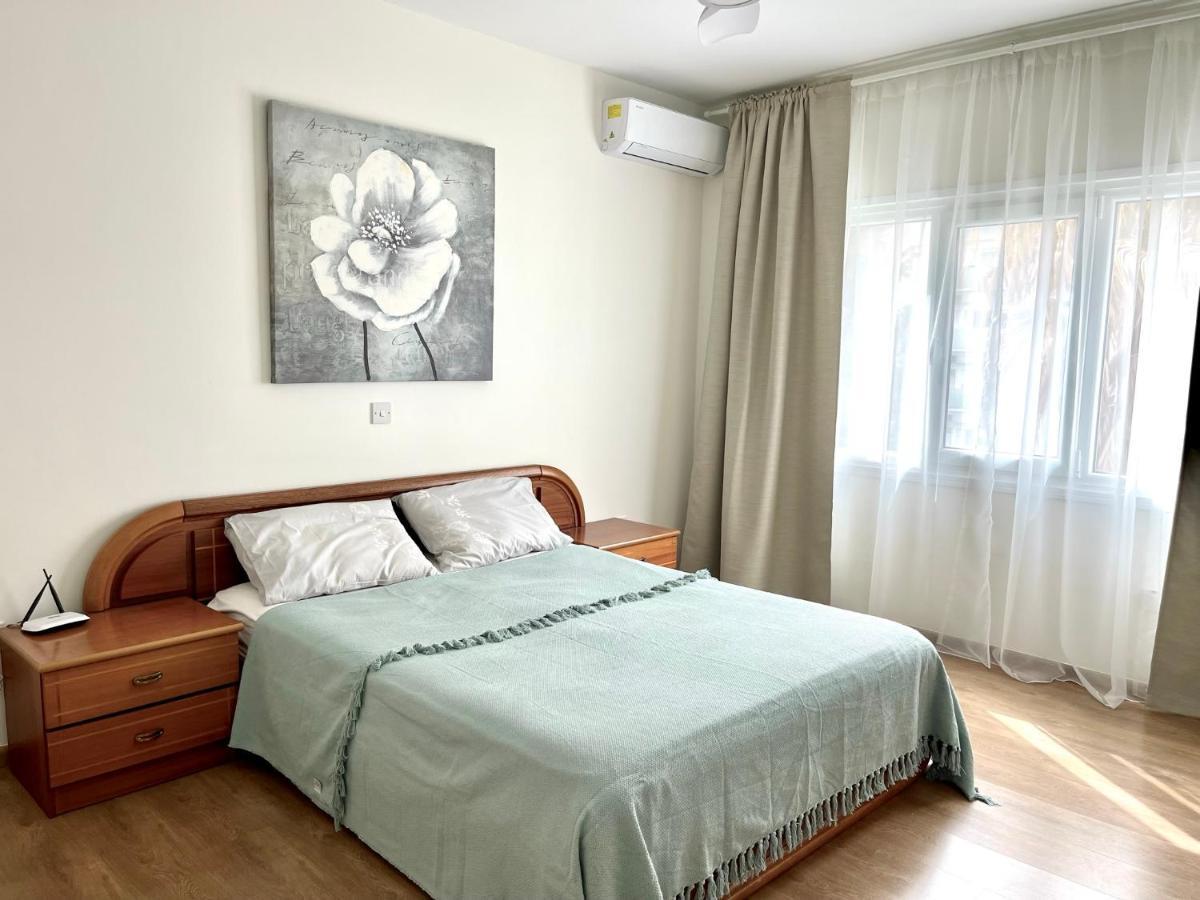 100 M To The Beach Sea La Vie 3 Bedroom Apartment Limassol Exteriör bild